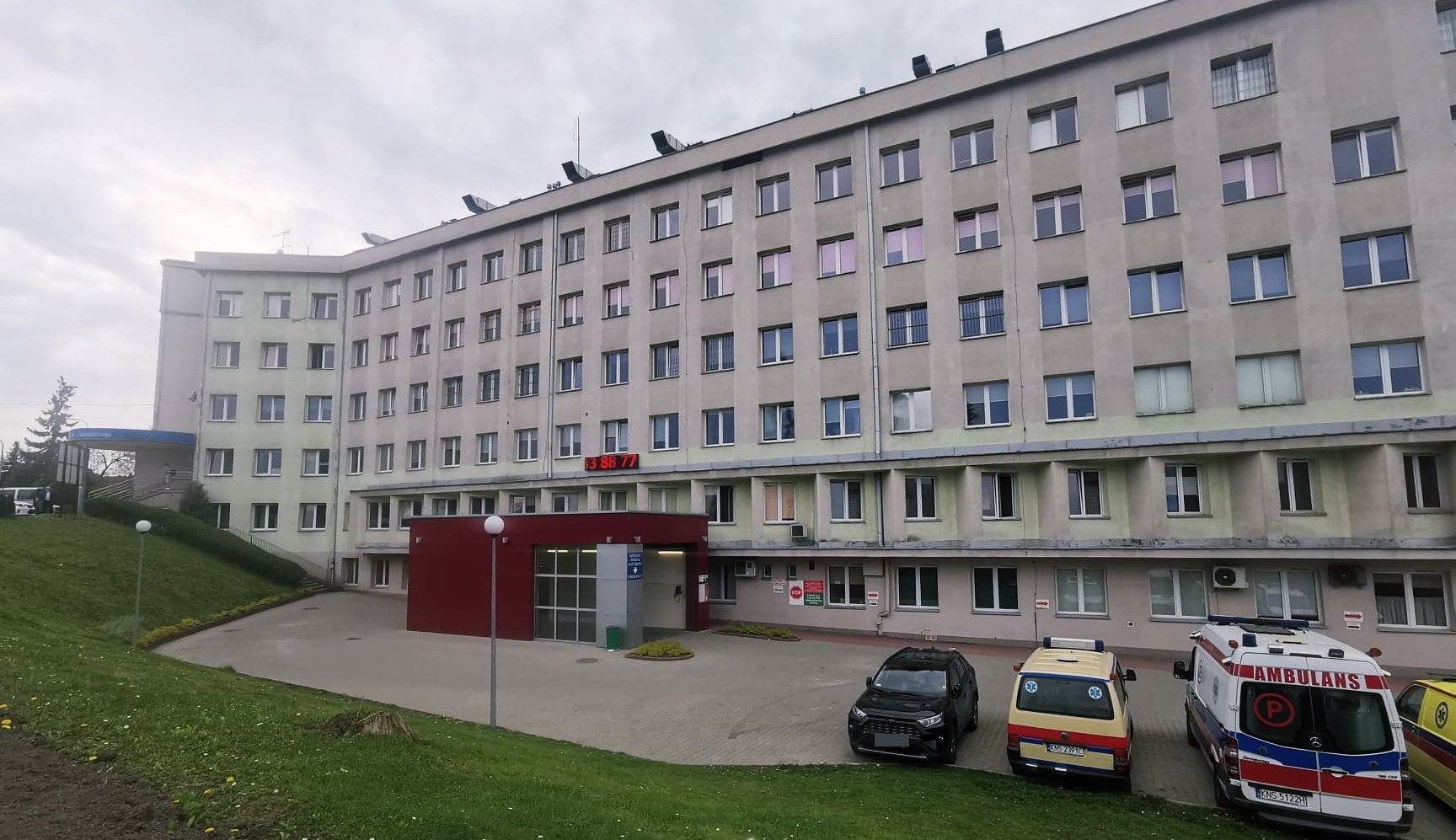 szpital w Nowym Sączu, godziny odwiedzin