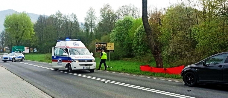 Mszana Dolna, wypadek motocyklisty, nie żyje 19-latek