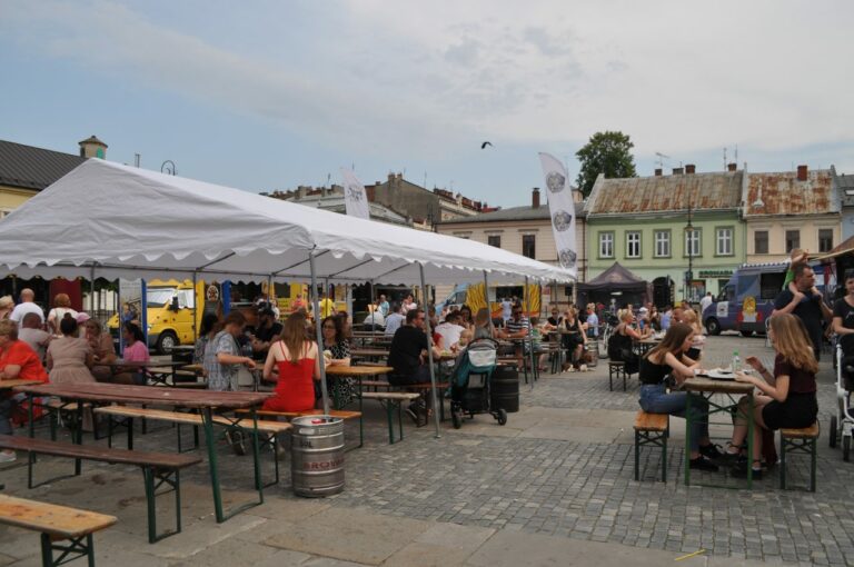 Na nowosądeckim rynku znów zagoszczą foodtrucki