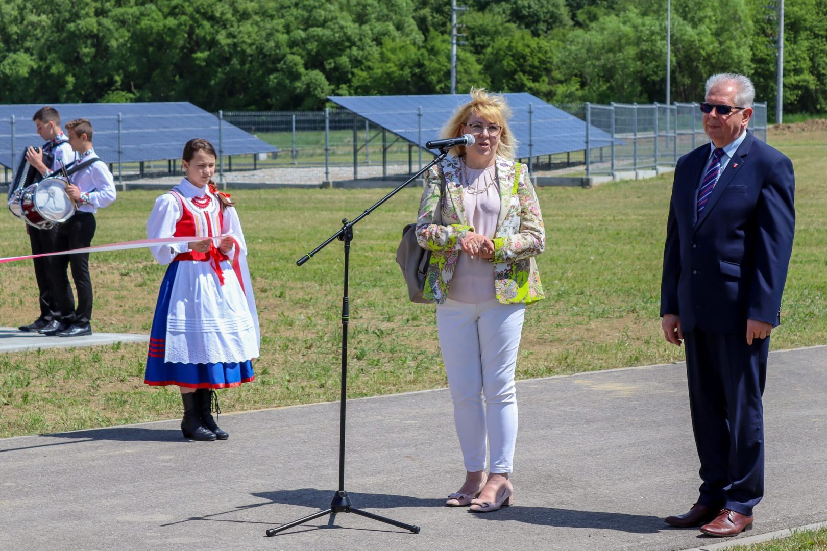 otwarcie tężni solankowej i boiska do piłki ręcznej plażowej