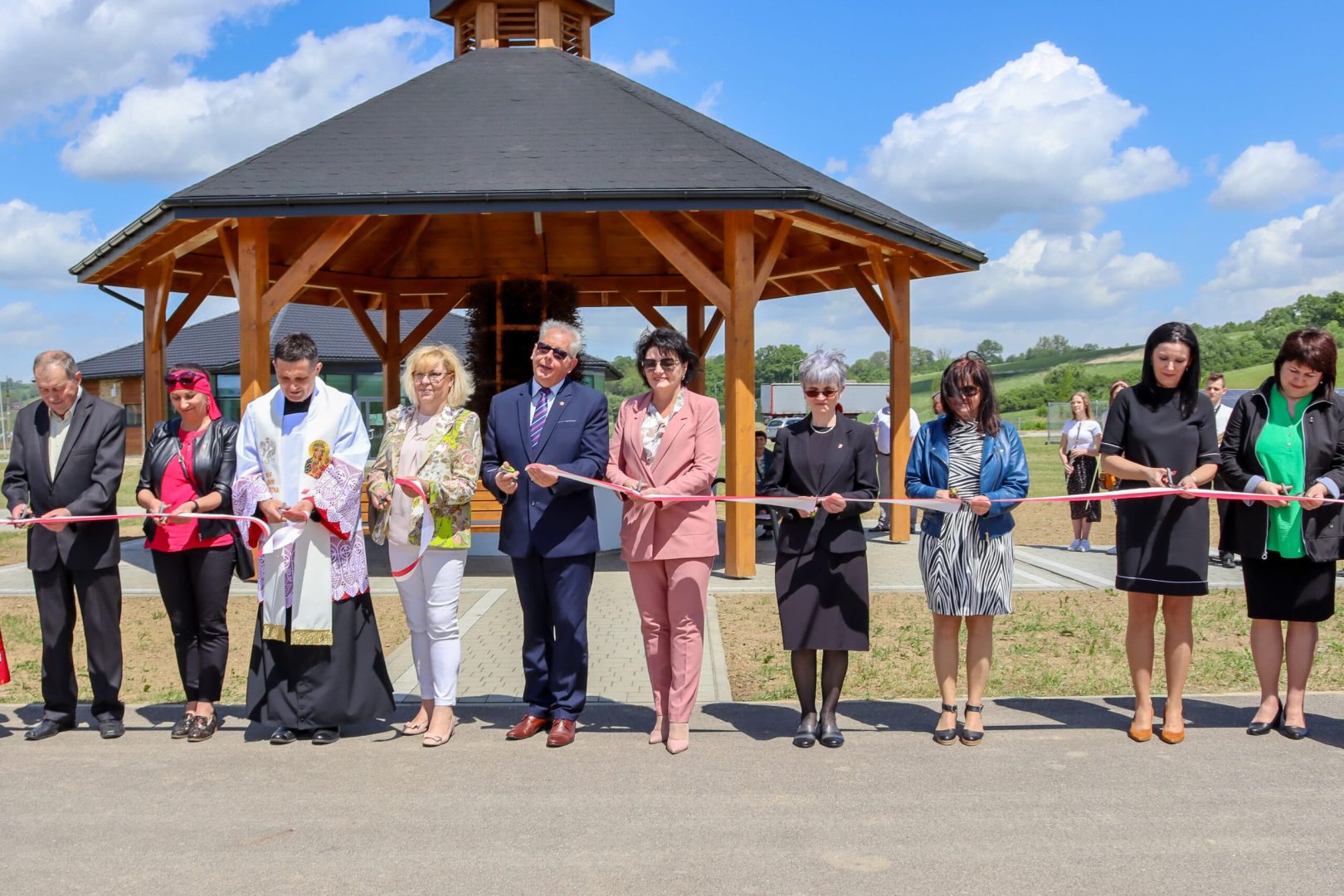 otwarcie tężni solankowej i boiska do piłki ręcznej plażowej