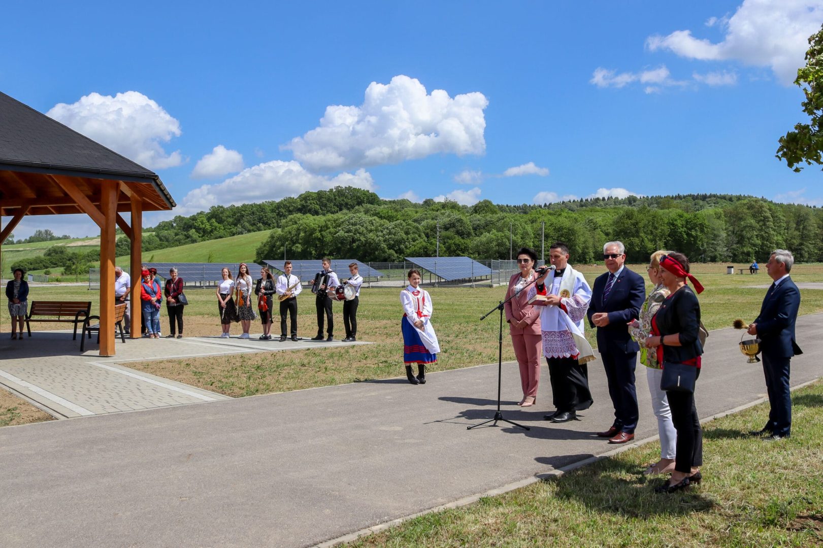 otwarcie tężni solankowej i boiska do piłki ręcznej plażowej