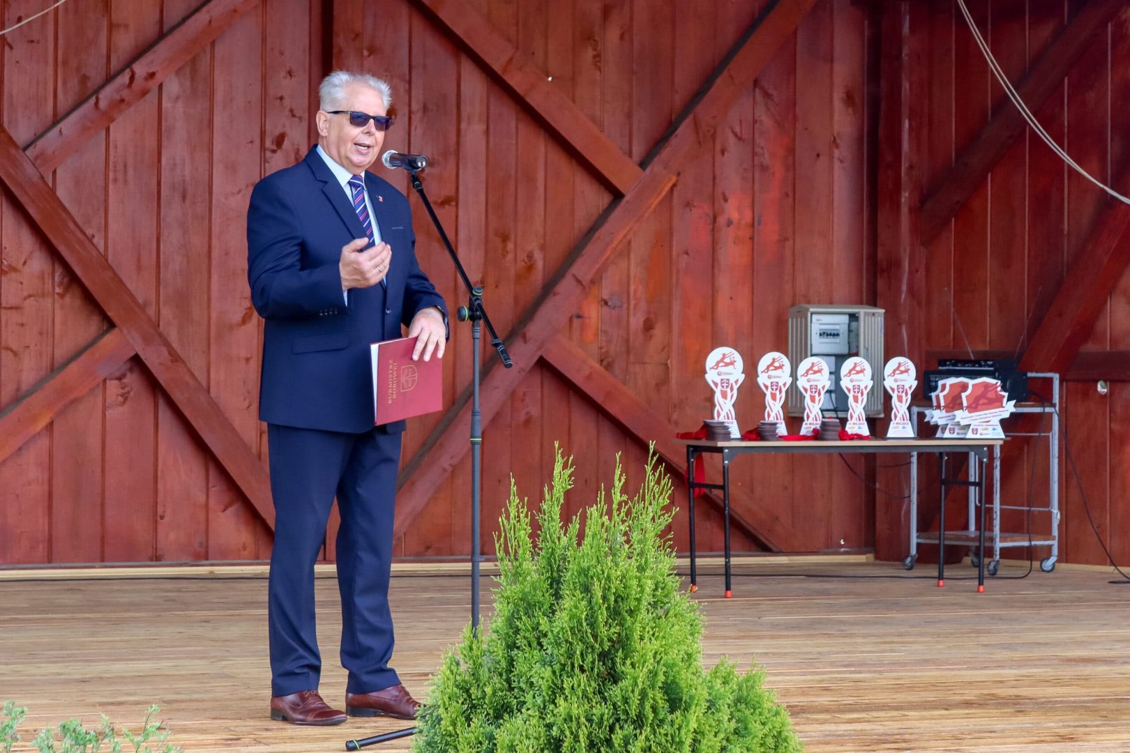 otwarcie tężni solankowej i boiska do piłki ręcznej plażowej