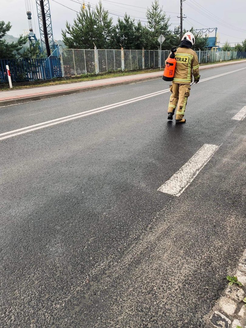Biała Wyżna, naruszona konstrukcja, zalany sklep, respirator, akcje strażackie