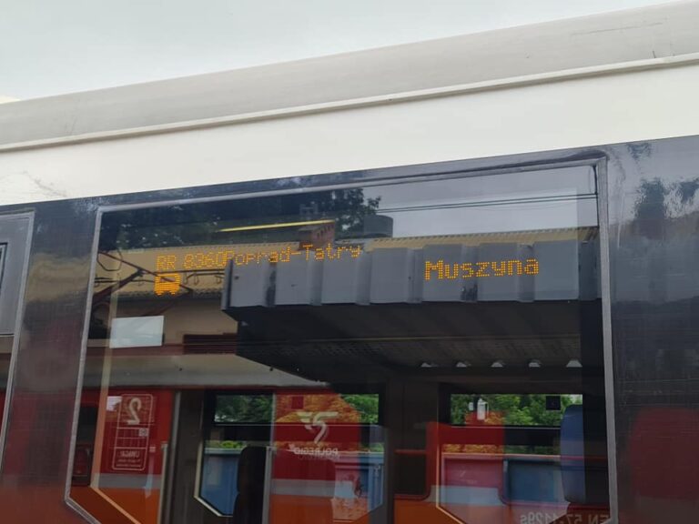 Wraca Beliansky Expres z Beskidu Sądeckiego w słowackie Tatry…  Niestety bez korekty rozkładu jazdy