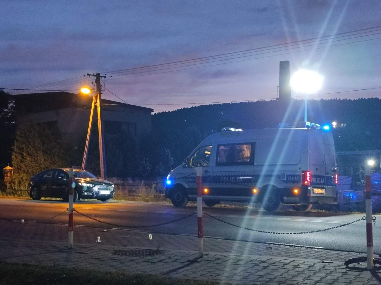 Chełmiec, nie żyje 28-letni motocyklista, nie zyje 25-letnia pasażerka,nie żyją dwie osoby, wypadek na motocyklu