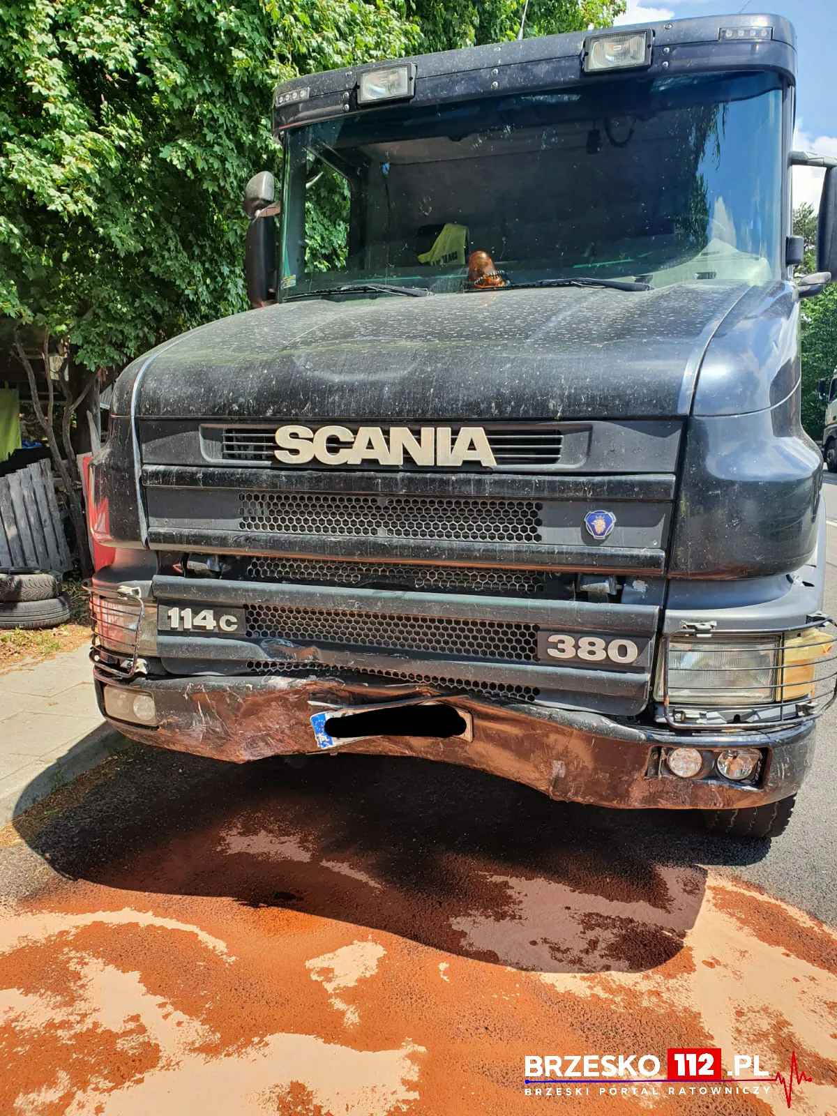 Wytrzyszczka, wypadek, droga zablokowana