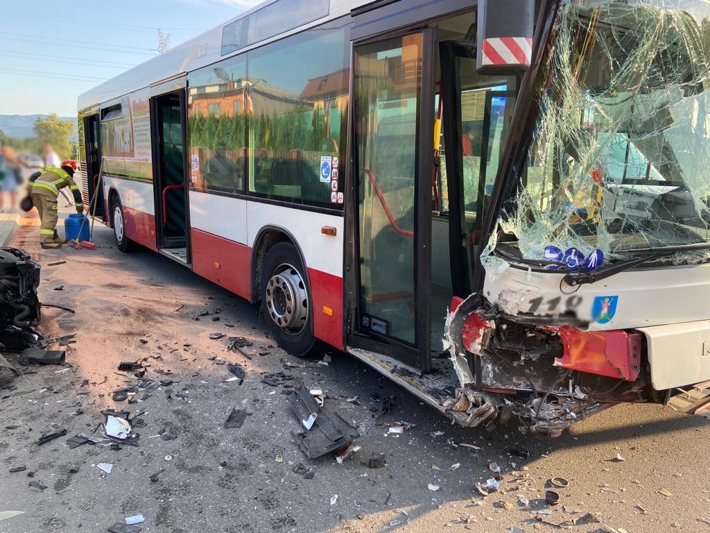wypadek autobusu MPK, Nowy Sącz