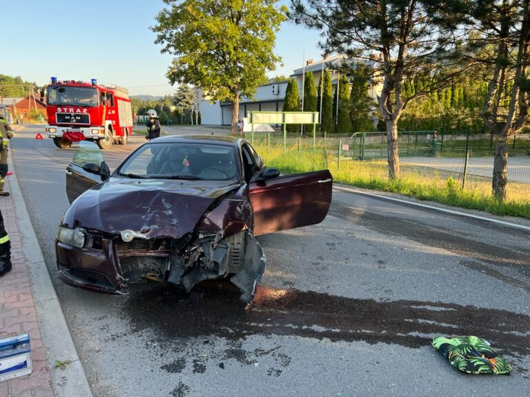 Klęczany. Wypadek niemal przed własnym domem