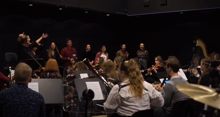 PasteLOVE – Or_kiestra serwuje muzyczne danie