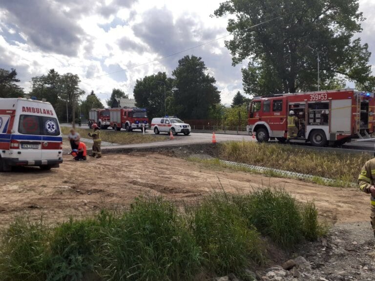 Gródek nad Dunajcem. Wypadek walca drogowego
