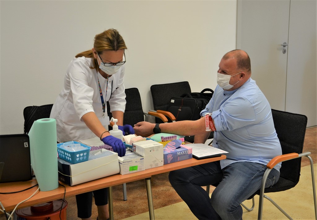 103 litry krwi na 103. rocznicę powstania Policji