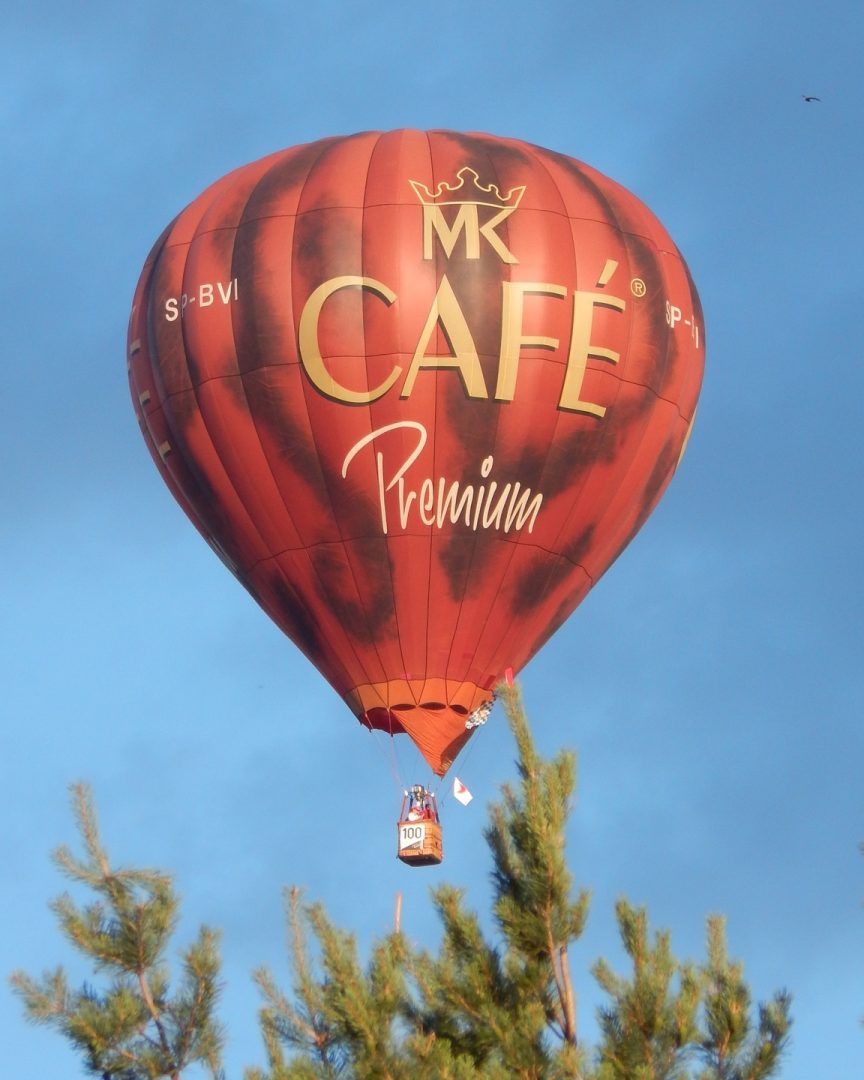 12. balon SP-BVI MK Cafe BB-30 pilot Beata Janiszewska-Brudzisz z załogą