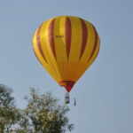 1. balon SP-BAO Cameron C-90 pilot Tomasz Kuchciński z załogą