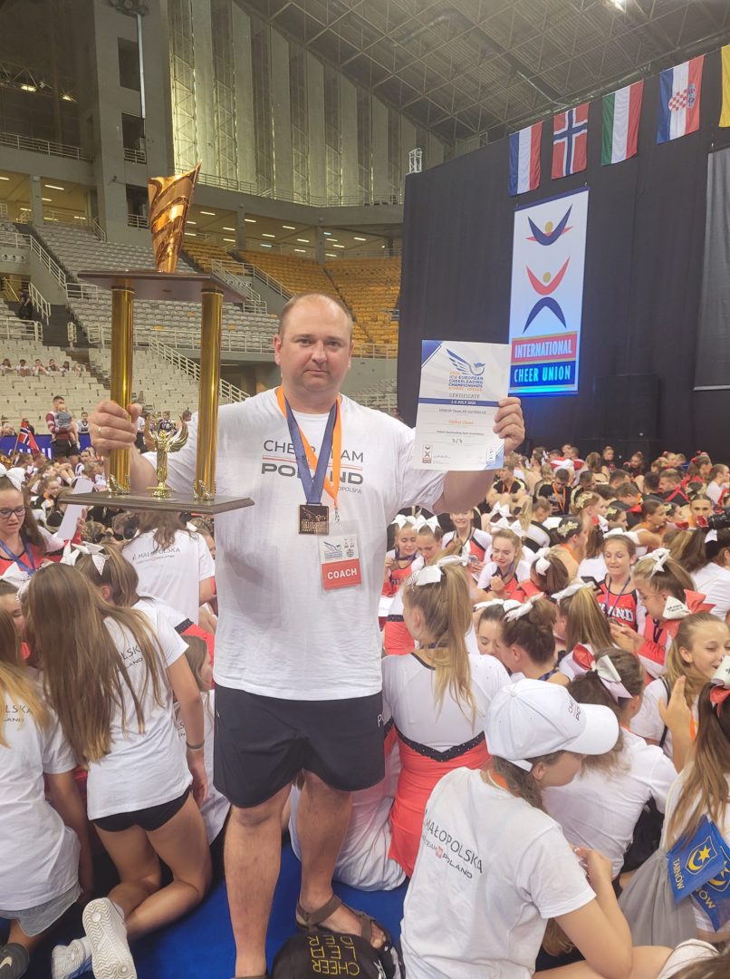 Global Cheer