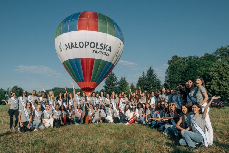 Odlotowa Sądecczyzna. Niebo nad Beskidem dziś wyjątkowo kolorowe!