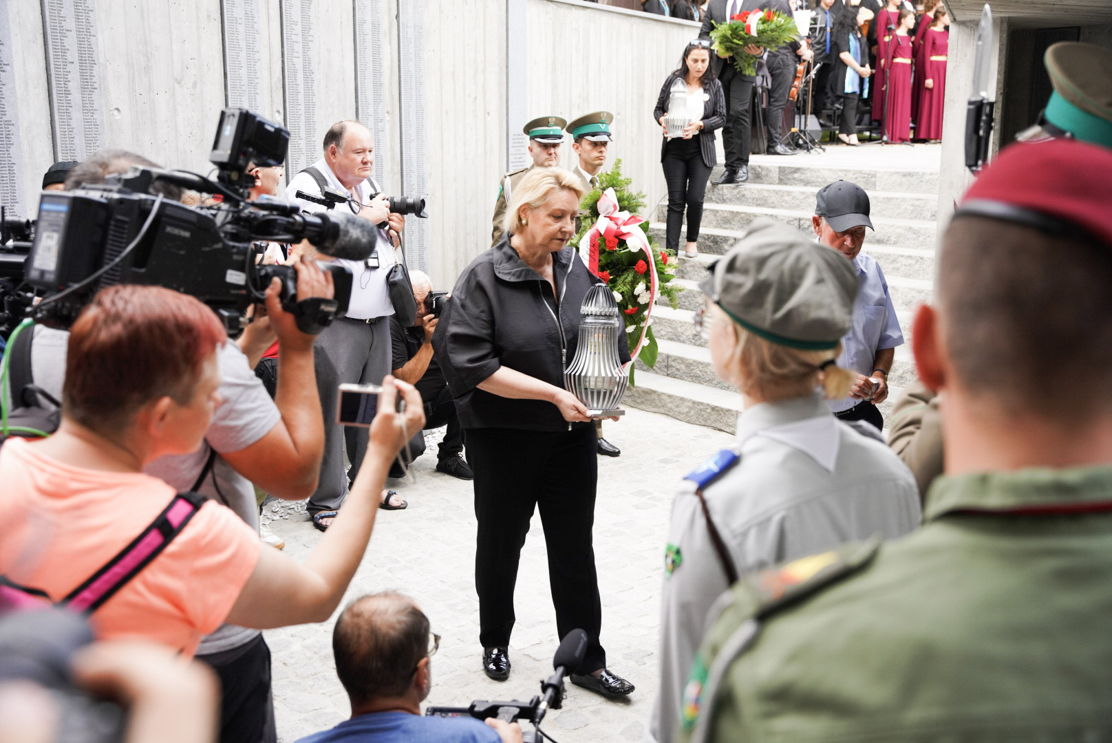 odsłonięcie pomnika ofiar Holocaustu Nowy Sącz