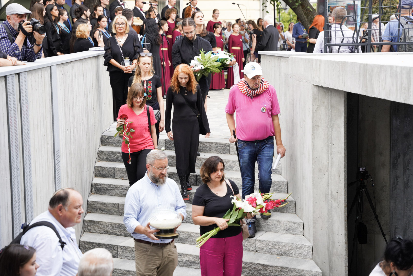 odsłonięcie pomnika ofiar Holocaustu Nowy Sącz