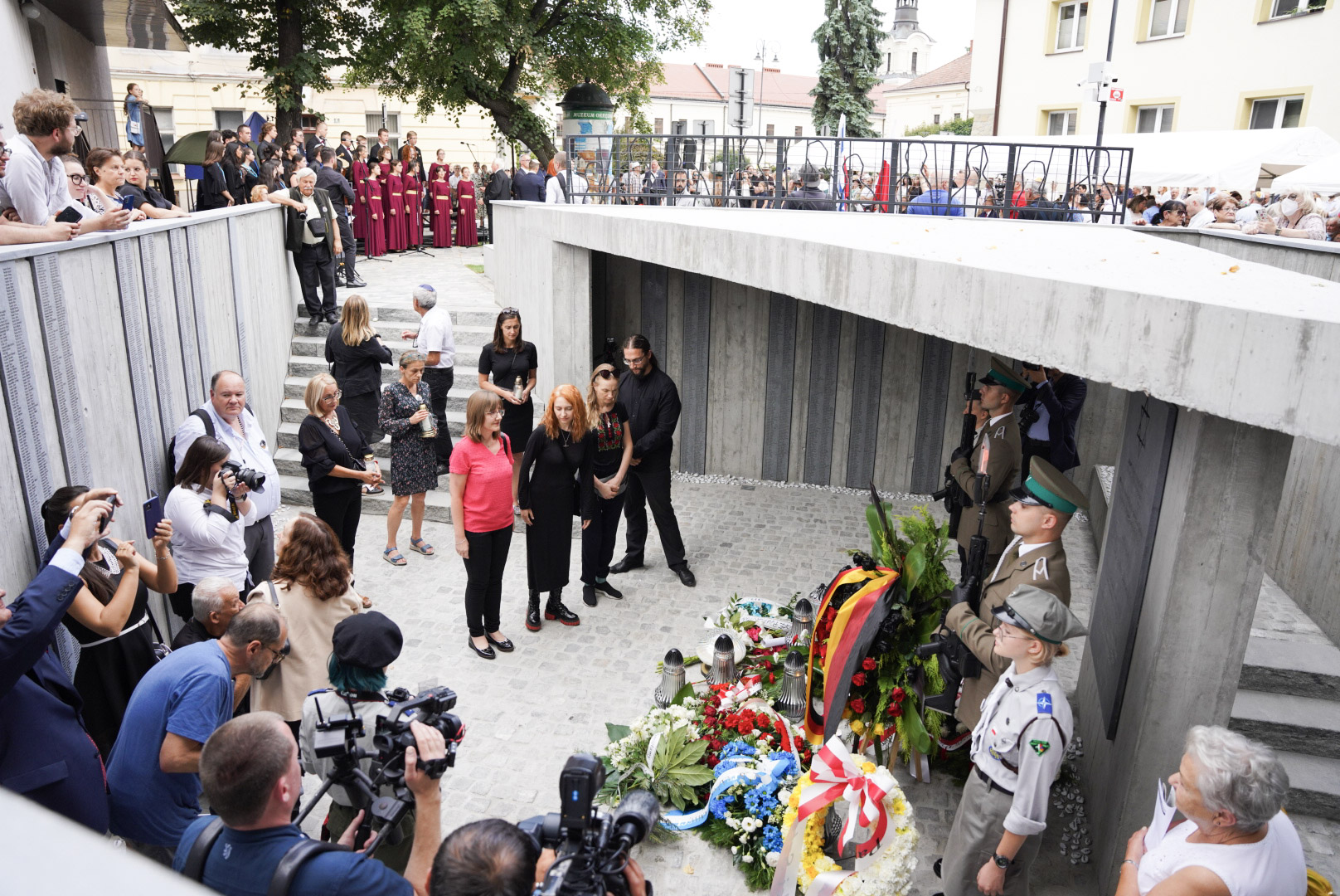 odsłonięcie pomnika ofiar Holocaustu Nowy Sącz
