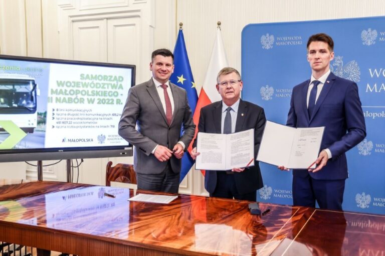 Będą autobusy z Limanowej do Wieliczki i ze Szczyrzyca do Dobczyc