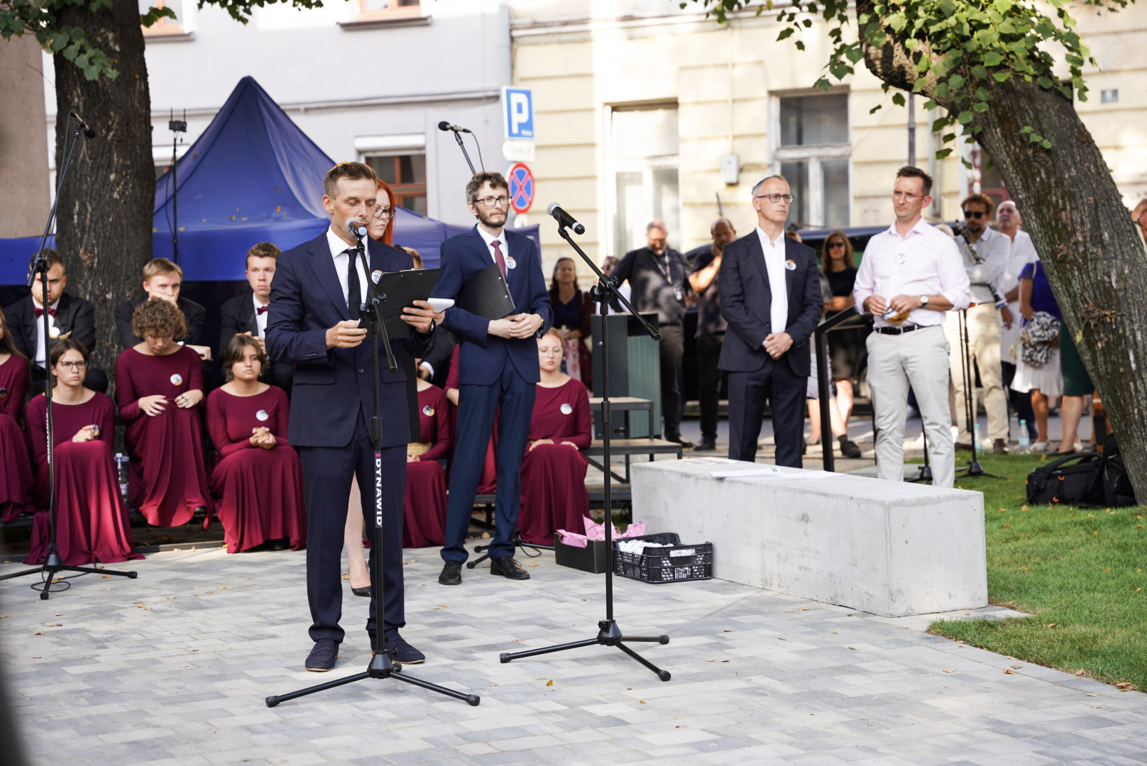 odsłonięcie pomnika ofiar Holocaustu Nowy Sącz
