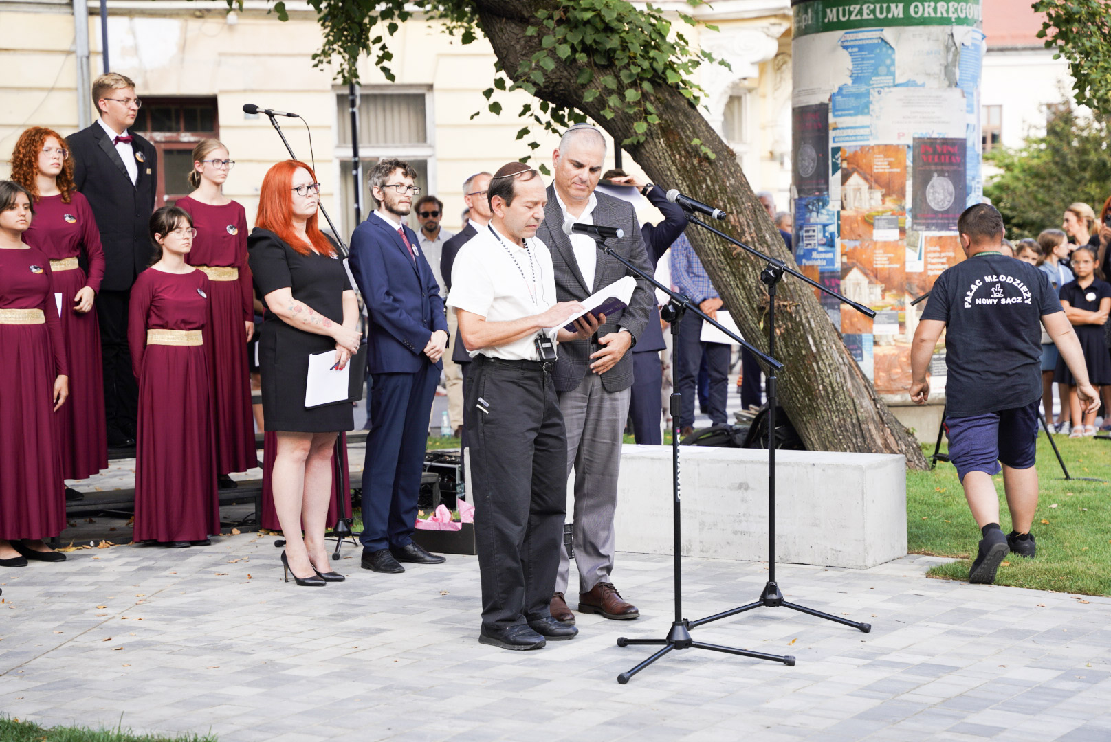 odsłonięcie pomnika ofiar Holocaustu Nowy Sącz