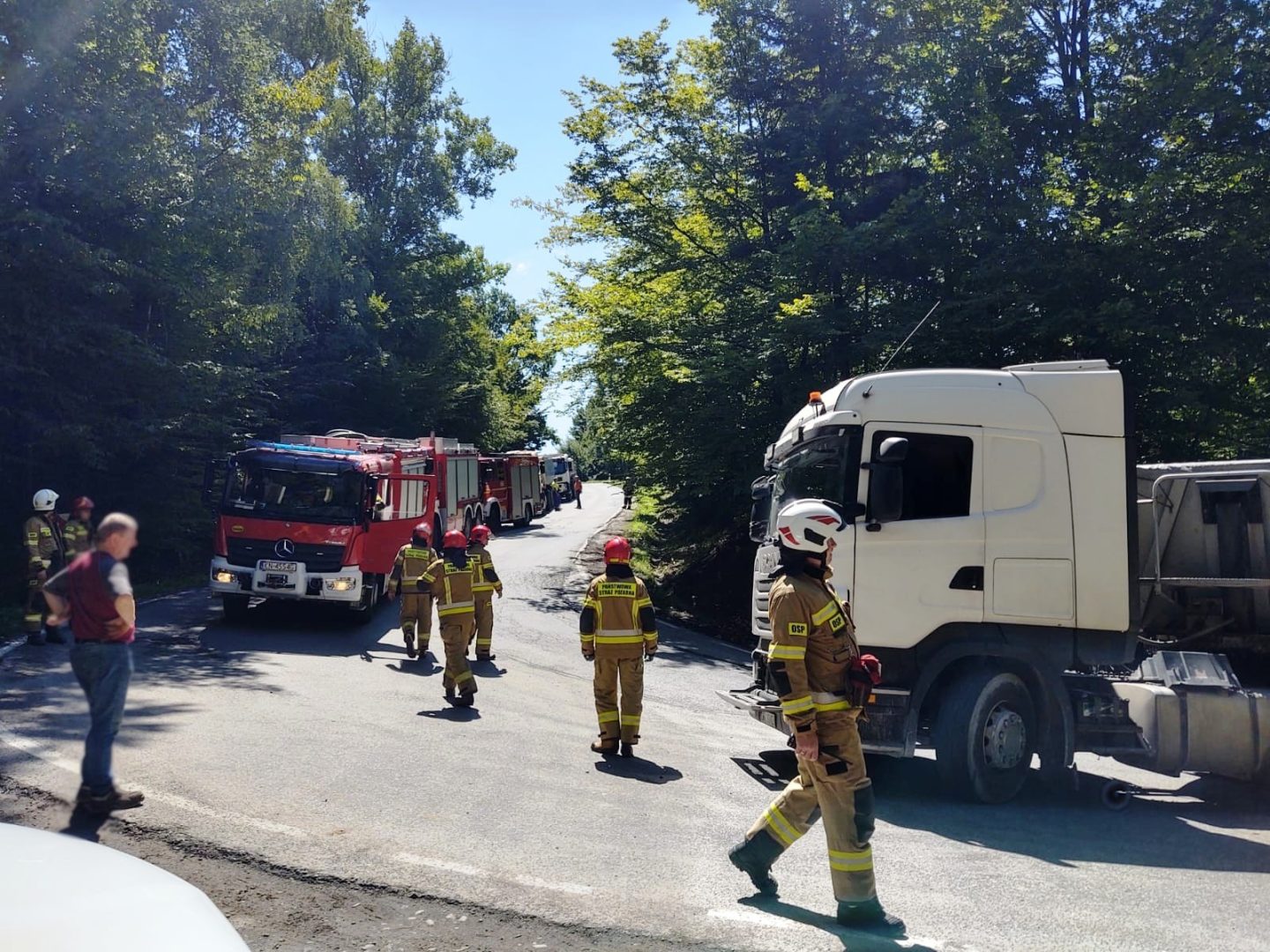 samochód ciężarowy Bartkowa-Posadowa