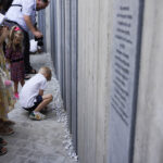 odsłonięcie pomnika ofiar Holocaustu Nowy Sącz