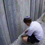 odsłonięcie pomnika ofiar Holocaustu Nowy Sącz