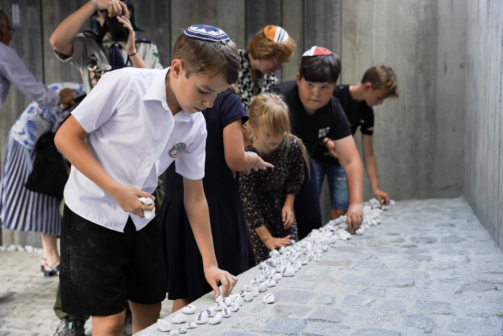 odsłonięcie pomnika ofiar Holocaustu Nowy Sącz
