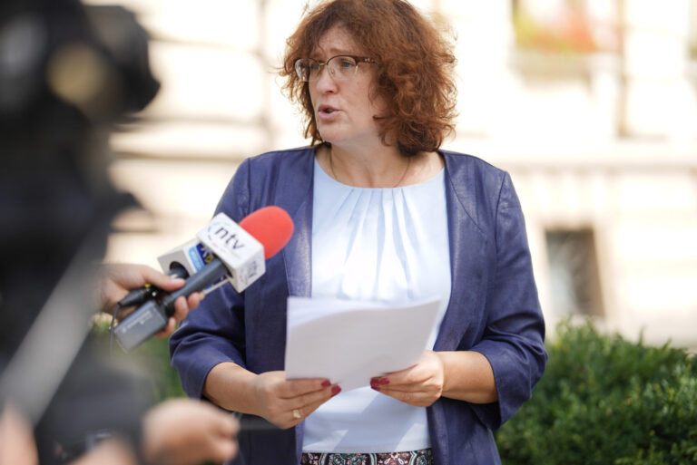 Iwona Mularczyk: prezydent kolejny raz w sposób bezczelny i lekceważący traktuje pracowników DPS