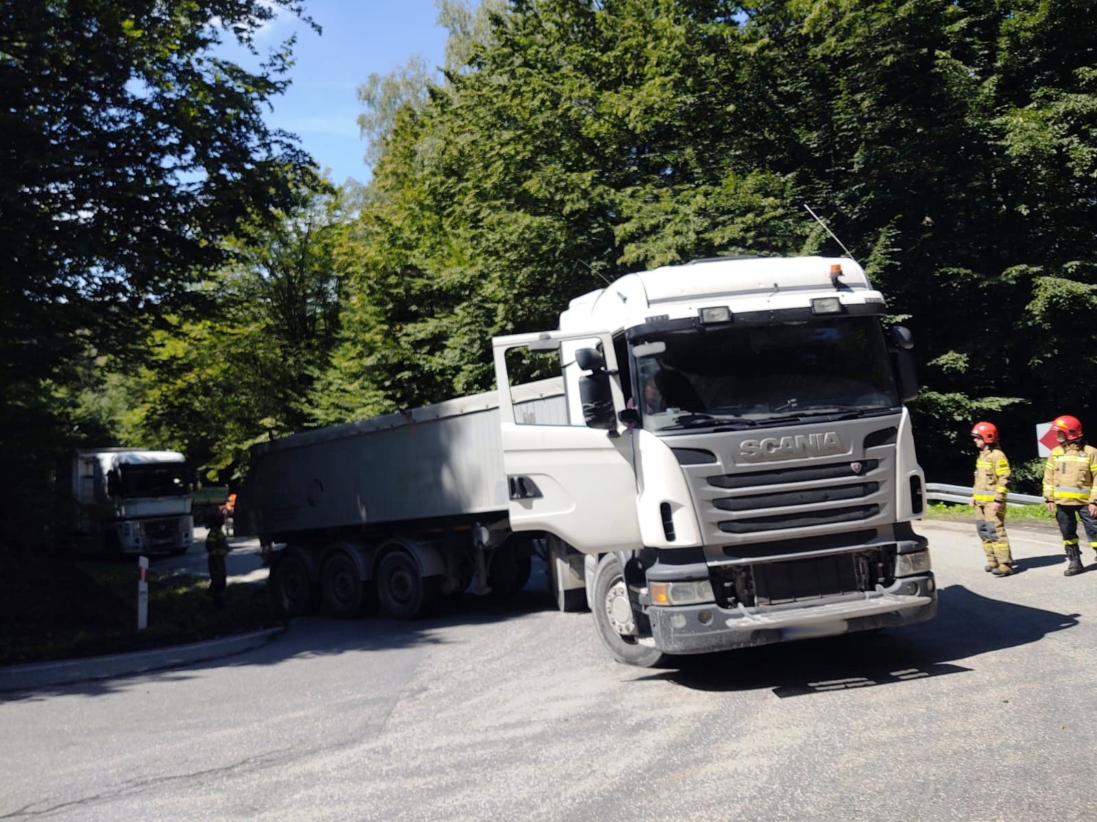 samochód ciężarowy Bartkowa-Posadowa