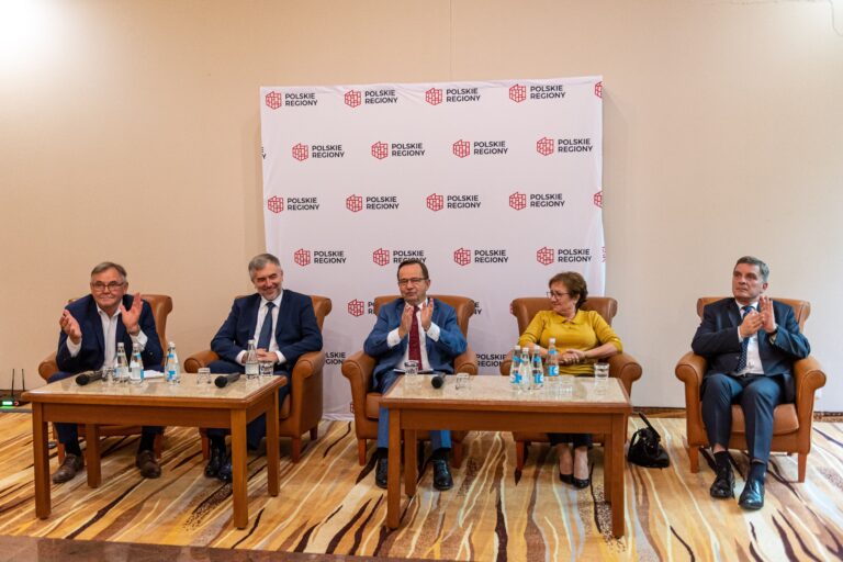 Woźniak: kryzys energetyczny uderzy w samorządy; Ortyl: trzeba być gotowym na malejący strumień funduszy UE