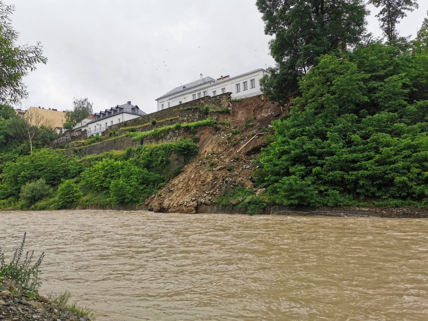Grybów, osuwisko, ZOL, Caritas