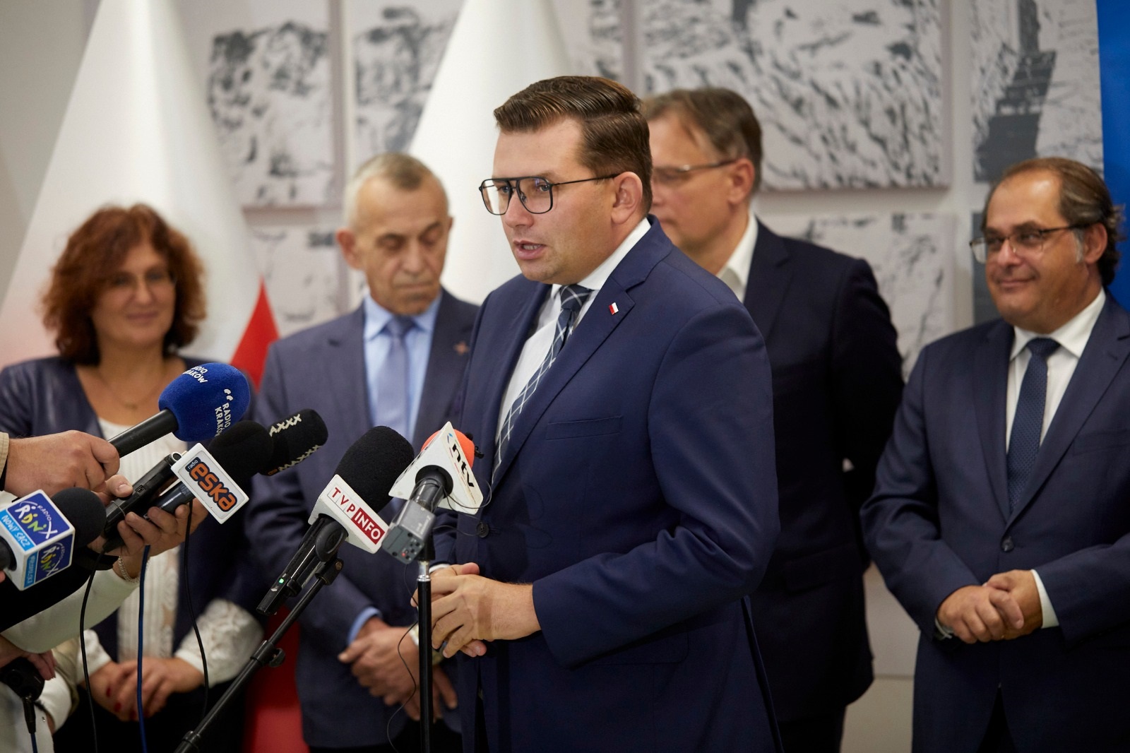 Kamienica Nawojowska, stopnie, budowa, Marek Gróbarczyk