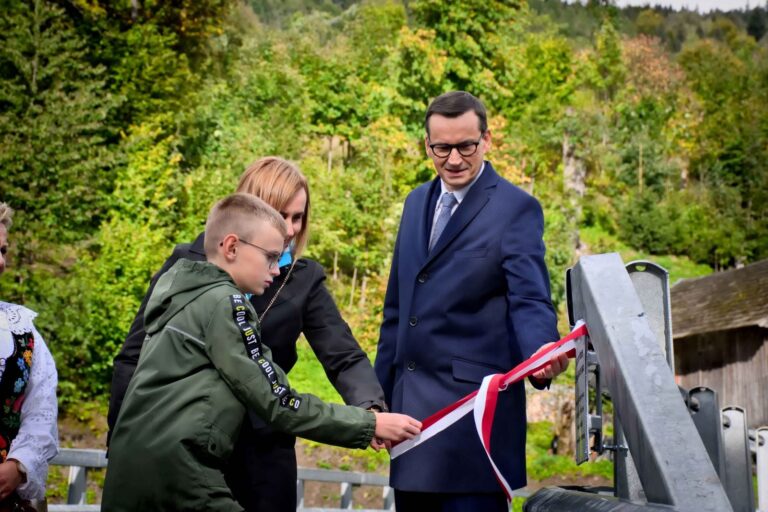 Most w Szczawie nazwany im. Józefa Leśniaka. Premier: wojewoda był bardzo ważną postacią polskiej polityki