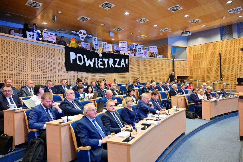 sejmik uchwała sntysmogowa