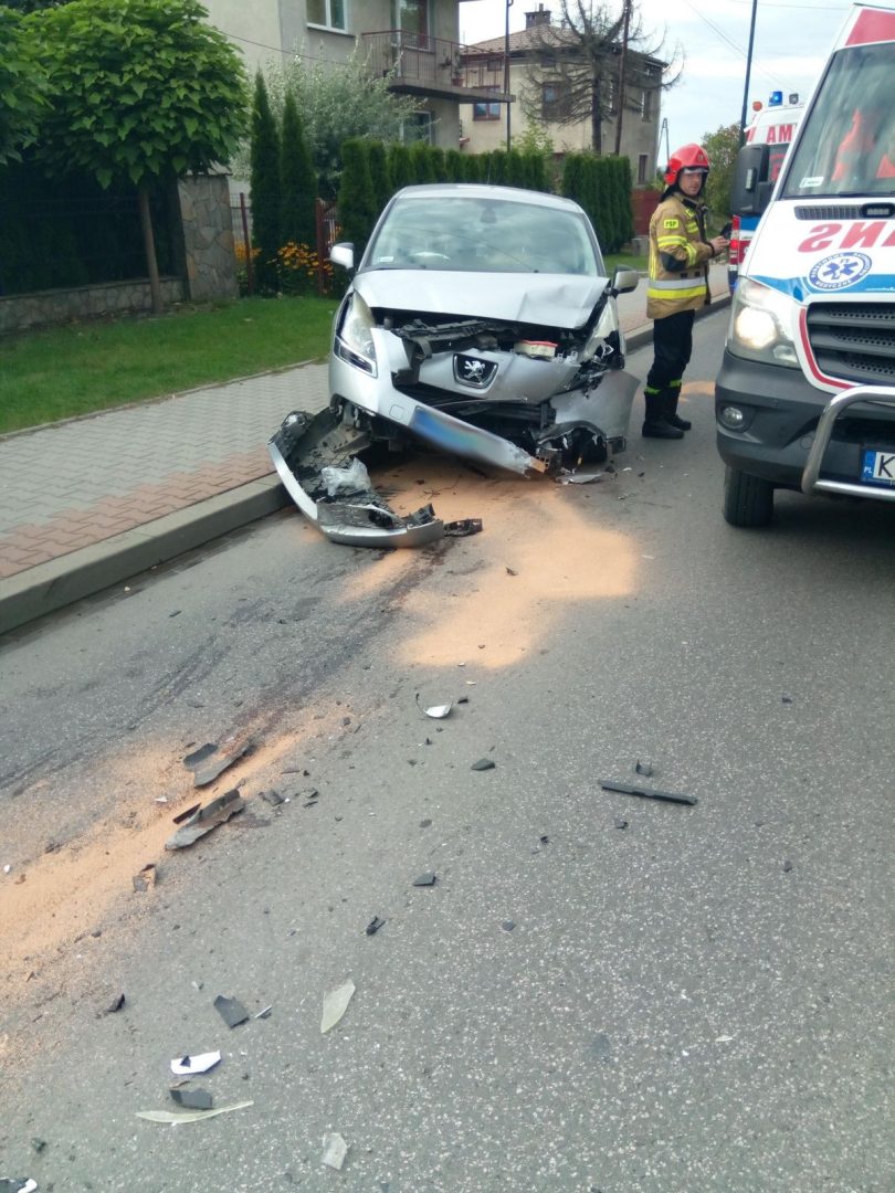 Zderzenie na ul. Nawojowskiej w Nowym Sączu