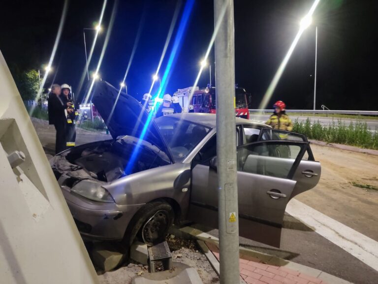 Dwa niebezpieczne zderzenia na DK75 jednego dnia