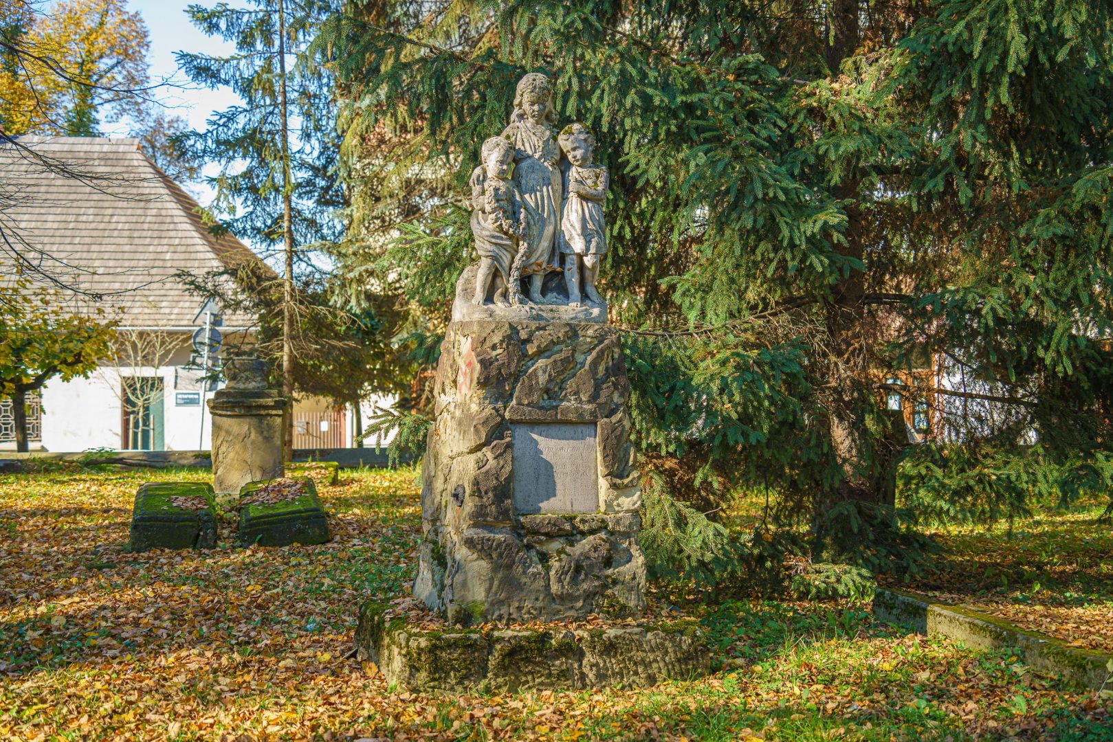 Stary Cmentarz, Nowy Sącz, sprzątanie