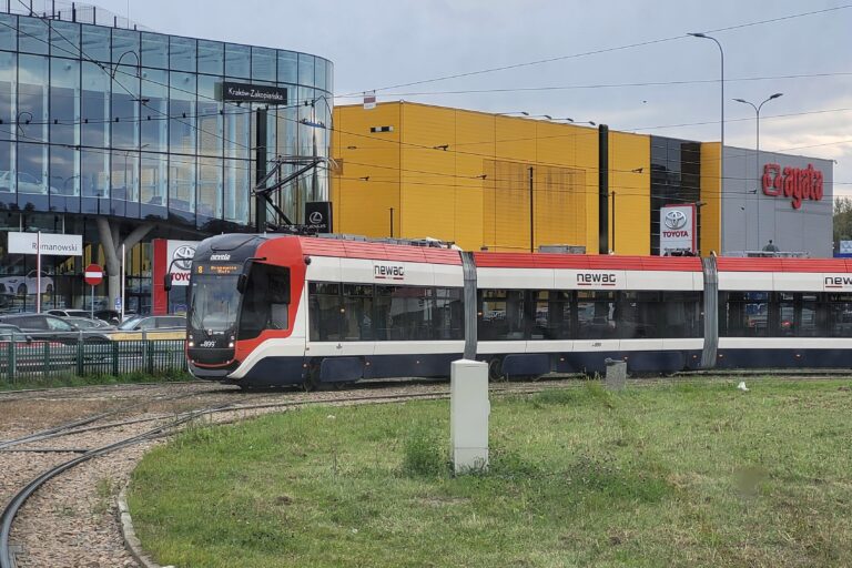 Tramwaj z Newagu wrócił na krakowskie torowiska