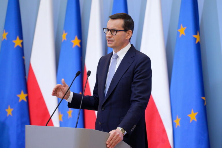 Premier: będzie waloryzacja emerytur i rent, gwarantowana podwyżka 250 zł