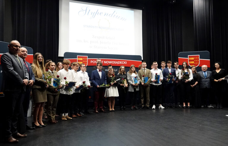 125 tysięcy złotych dla zdolnych uczniów szkół powiatowych!