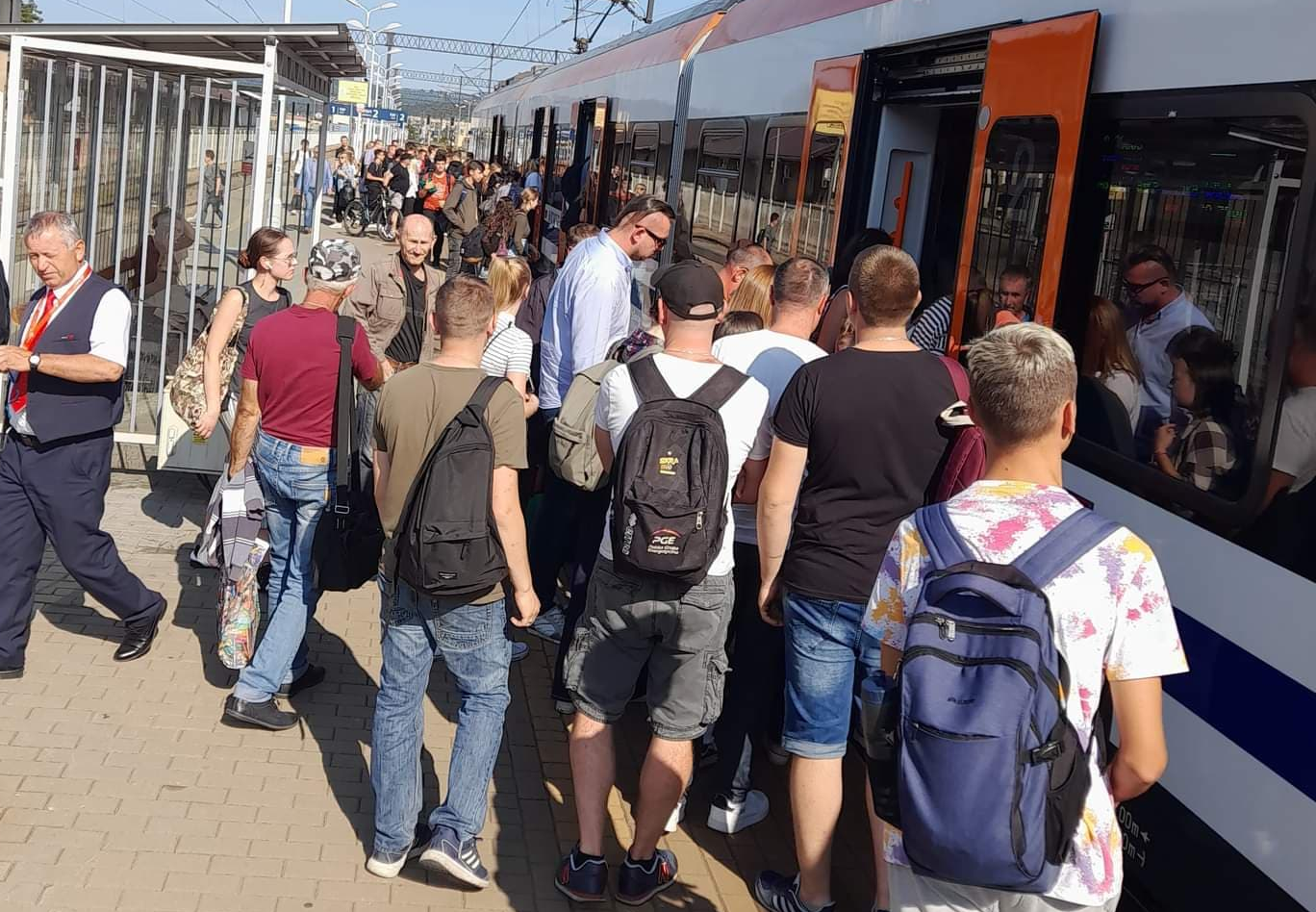 pociągi wstrzymane, nowy sącz, pkp, prace