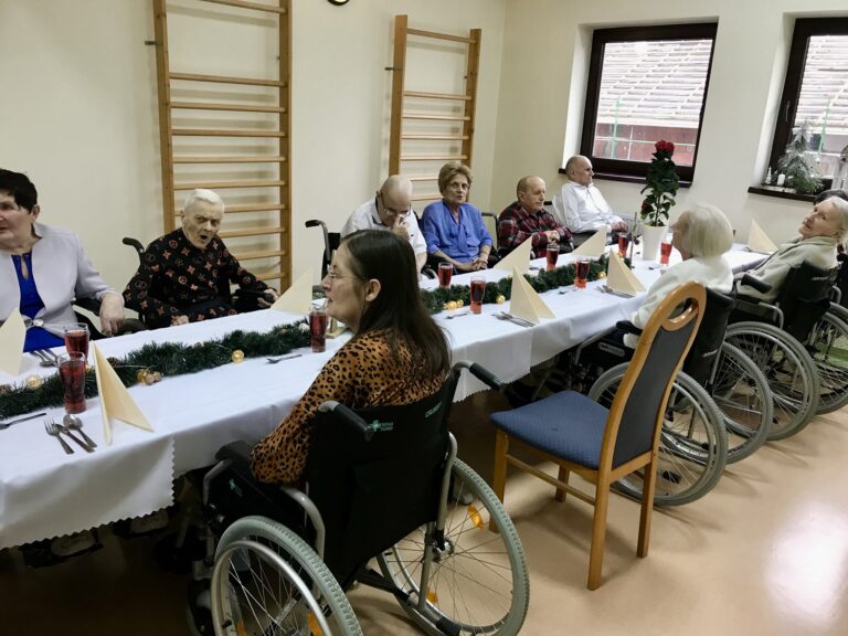 Nowy Sącz/Grybów. Podwyżki cen i inflacja utrudniają pracę hospicjów. ,,Jest ciężko, ale wiążemy koniec z końcem”