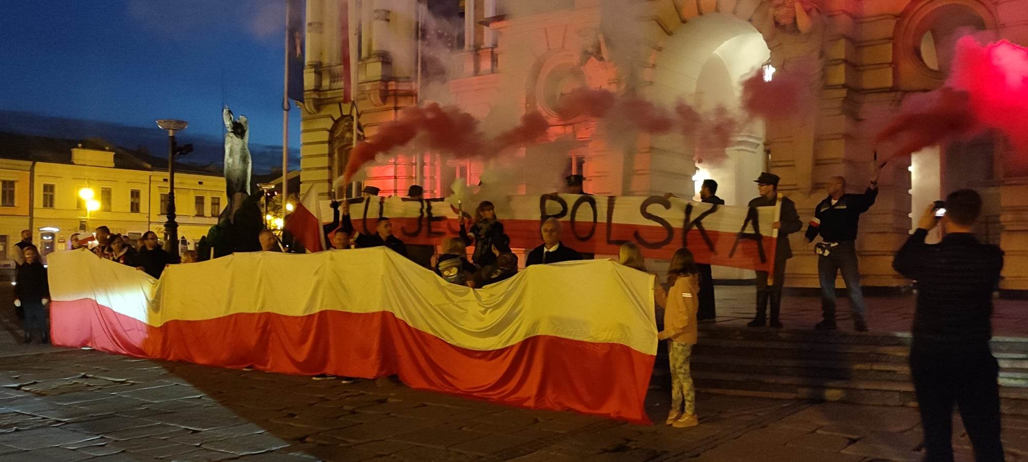 Aktywiści Nowy Sącz, 11 listopada, Święto Niepodległości