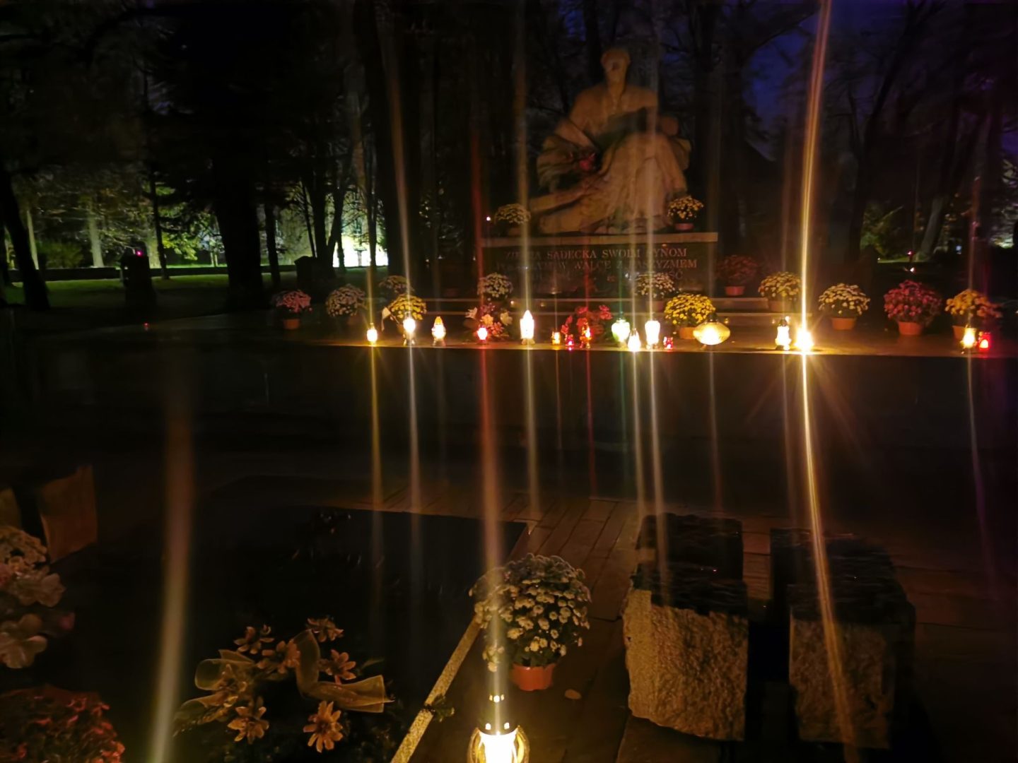 Wszystkich Świętych, sądeckie cmentarze