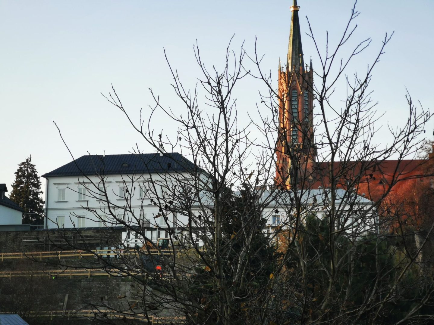 Grybów, osuwisko, stabilizacja, Caritas, ZOL