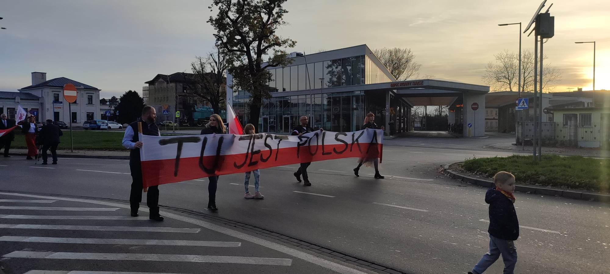 Święto Niepodległości, 11 listopada, Aktywiści Nowy Sącz