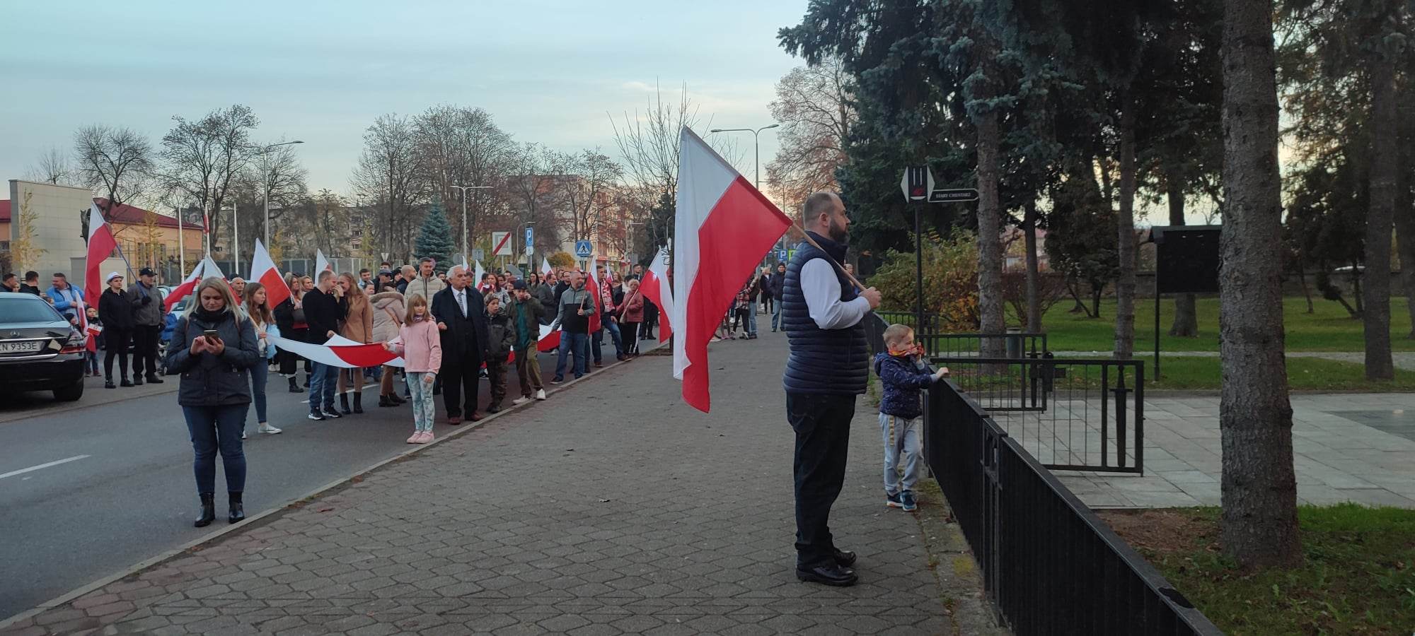 Święto Niepodległości, 11 listopada, Aktywiści Nowy Sącz